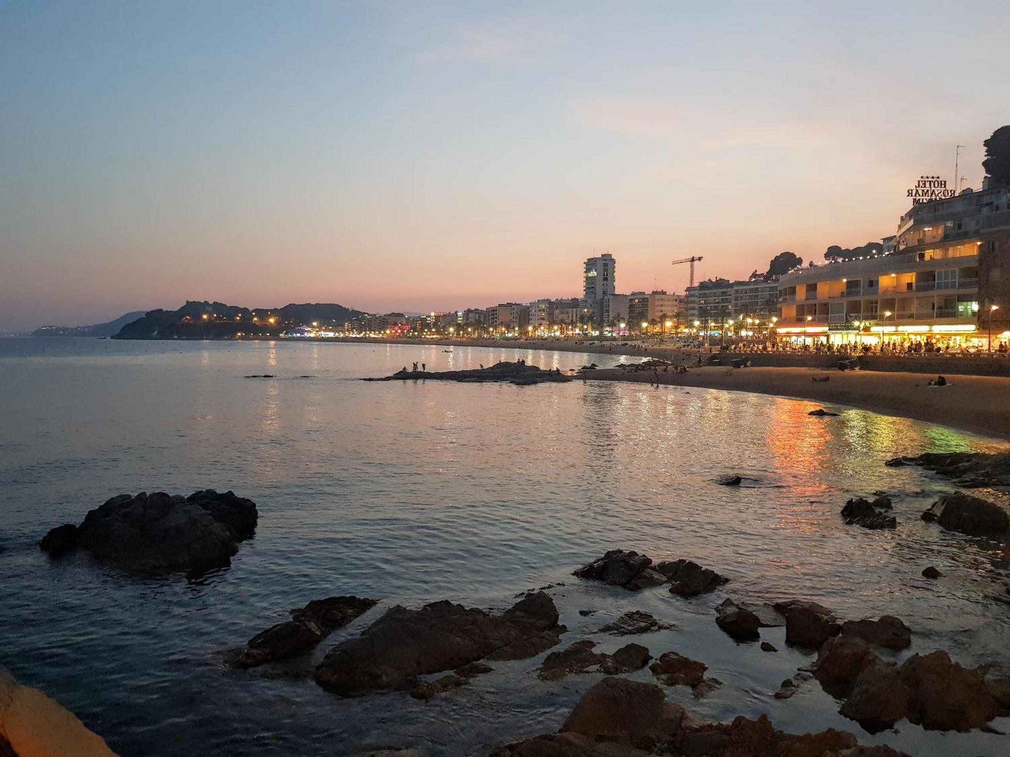 Apartamentos Zodiac Lloret de Mar Exteriör bild