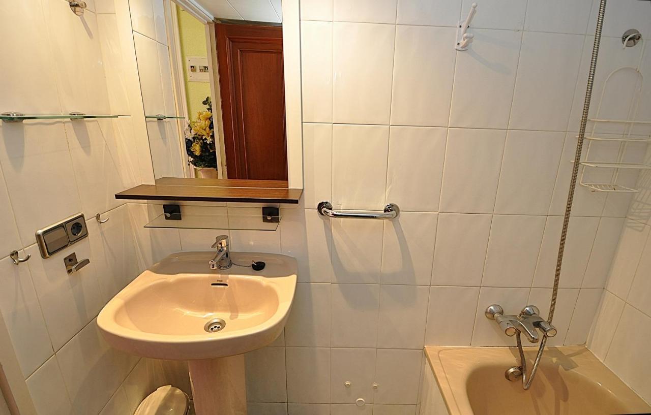 Apartamentos Zodiac Lloret de Mar Exteriör bild